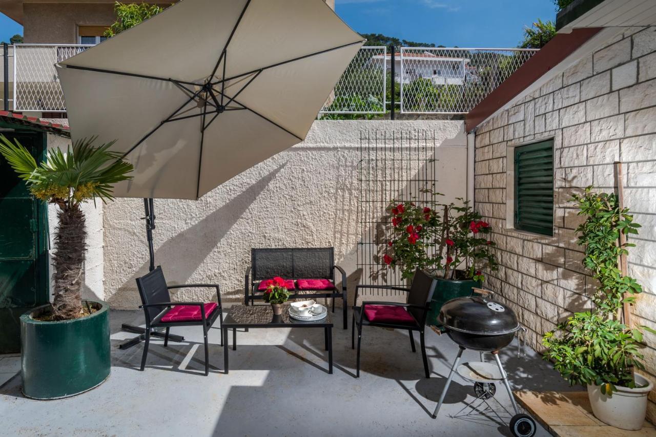 Ferienwohnung Heavenly Corner Split Exterior foto
