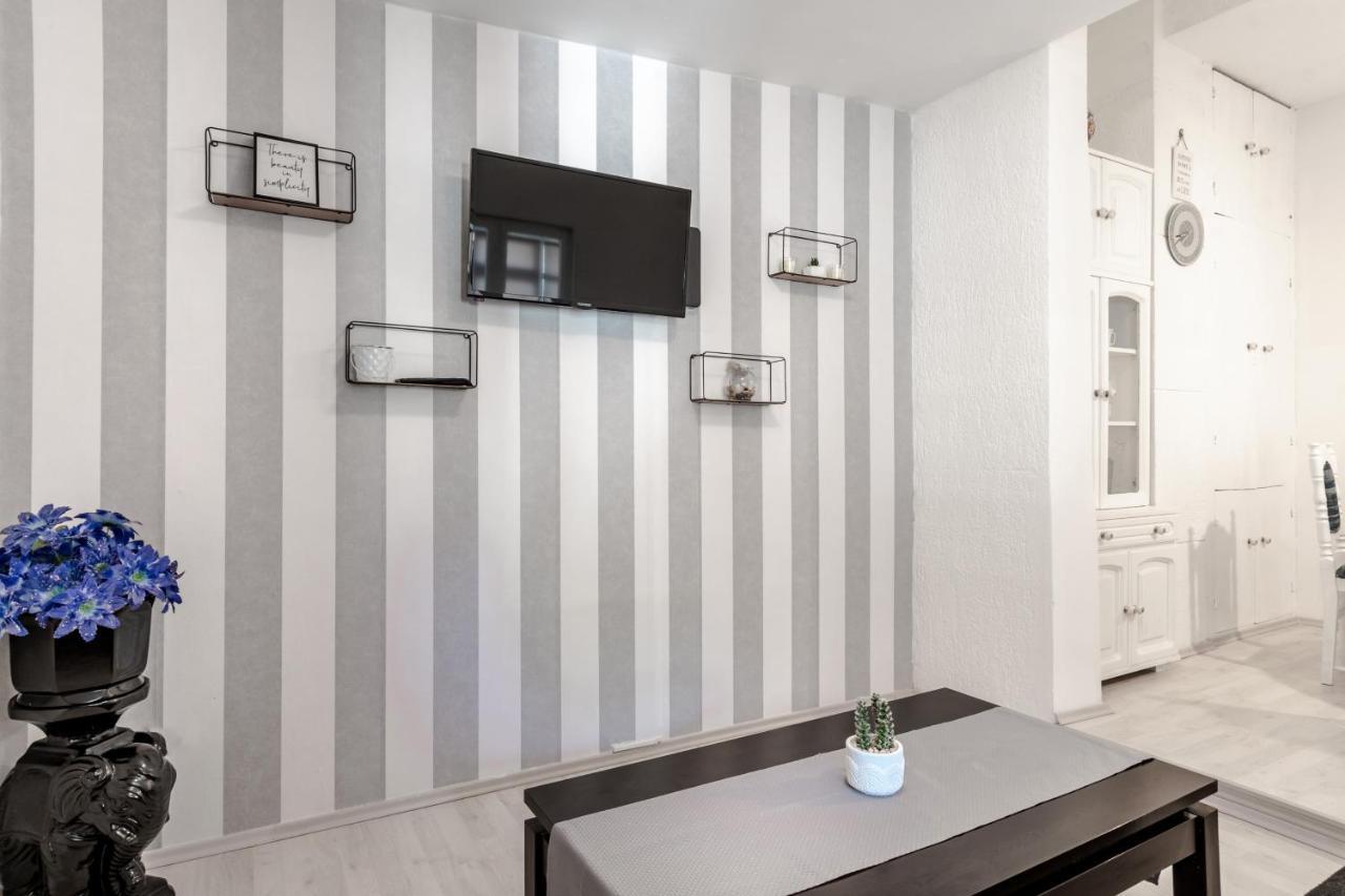 Ferienwohnung Heavenly Corner Split Exterior foto